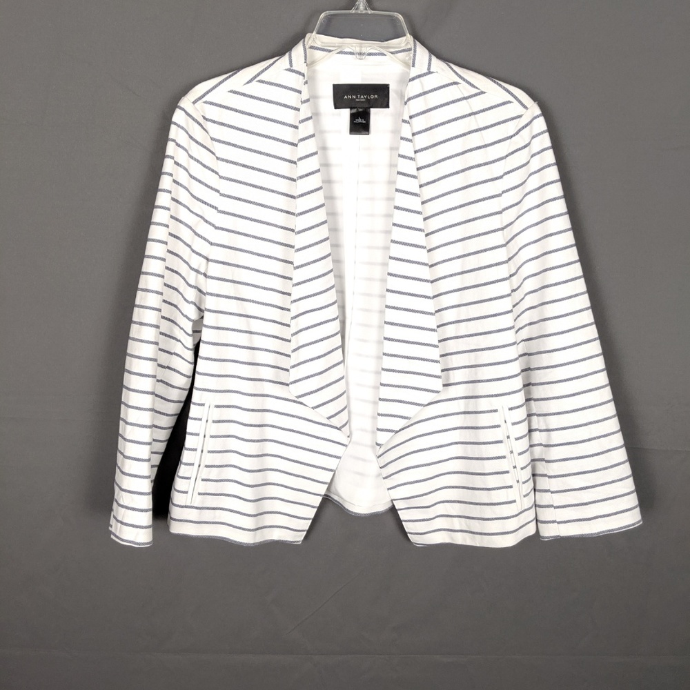 NEW Ann Taylor Factory Blazer (C15)